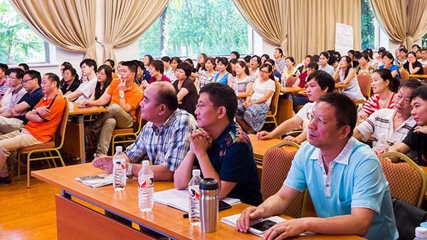 中國最早專業生產膠囊制劑企業|鹽酸二甲雙胍片